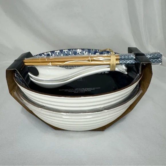 SH Home Blue Cherry Blossom Noodle Bowl with Chopsticks & Spoons - Picture 3 of 5